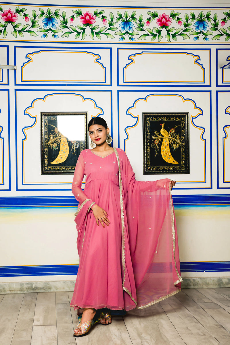 Flowy Anarkali suit with dupatta look
