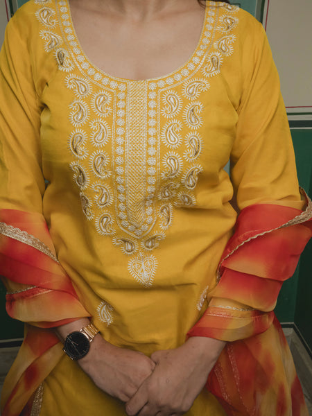 Yellow Tie And Dye Suit Set Close View