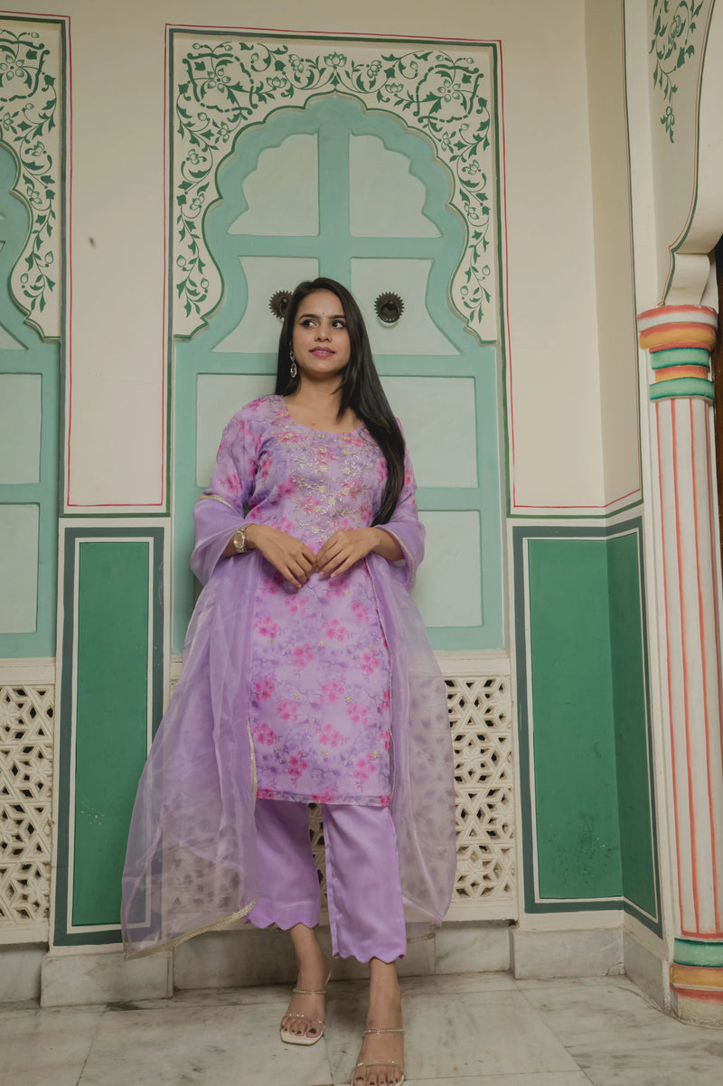 Light Purple Pink Printed Organza Suit Set Front View
