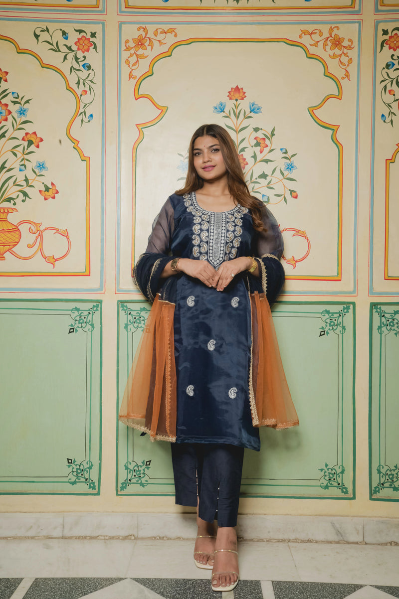 Dark blue organza suit set for women
