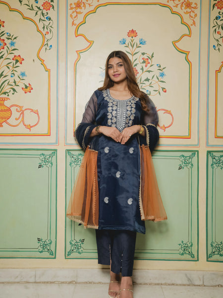 Dark blue organza suit set for women

