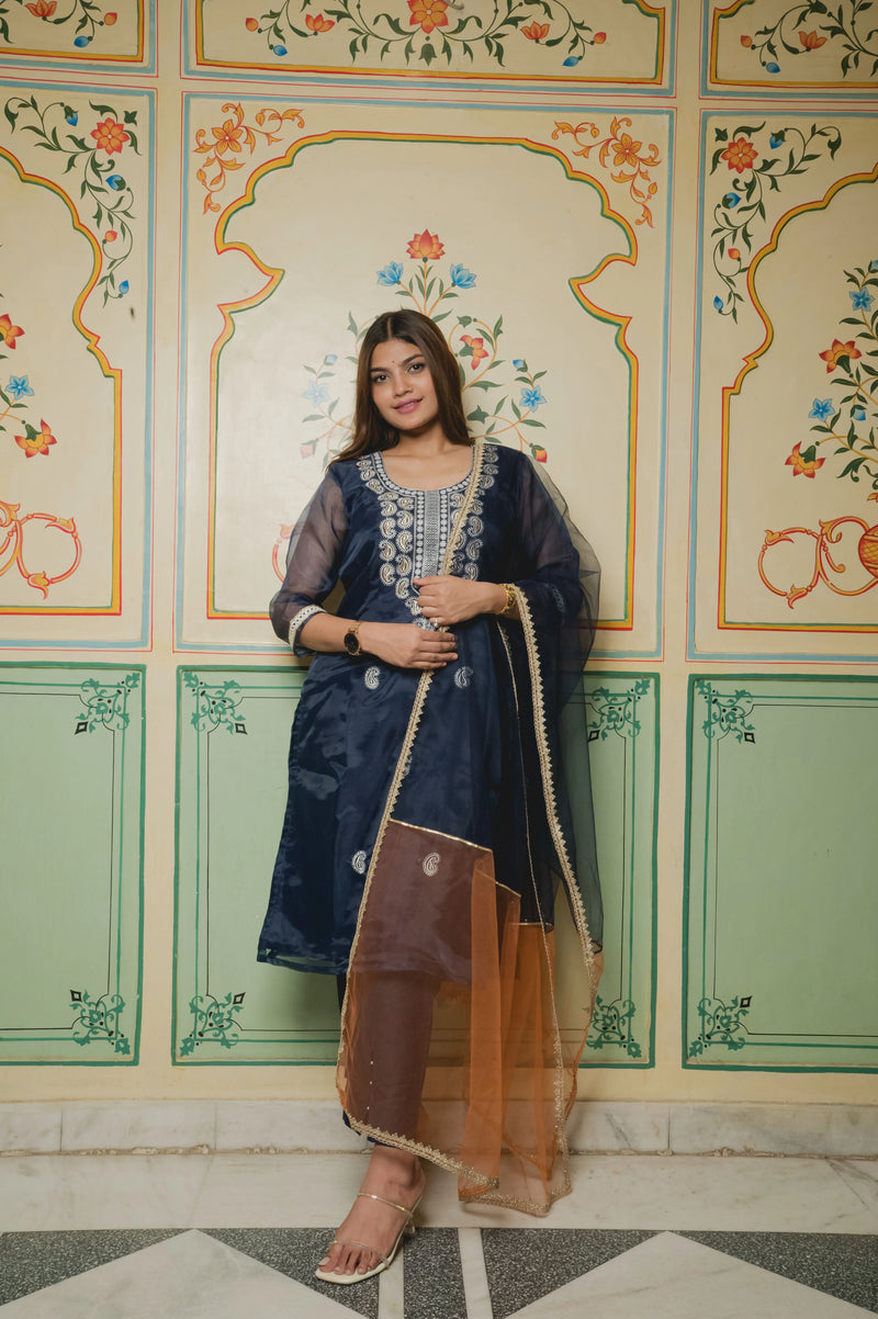 Pearl detailed ethnic pant set
