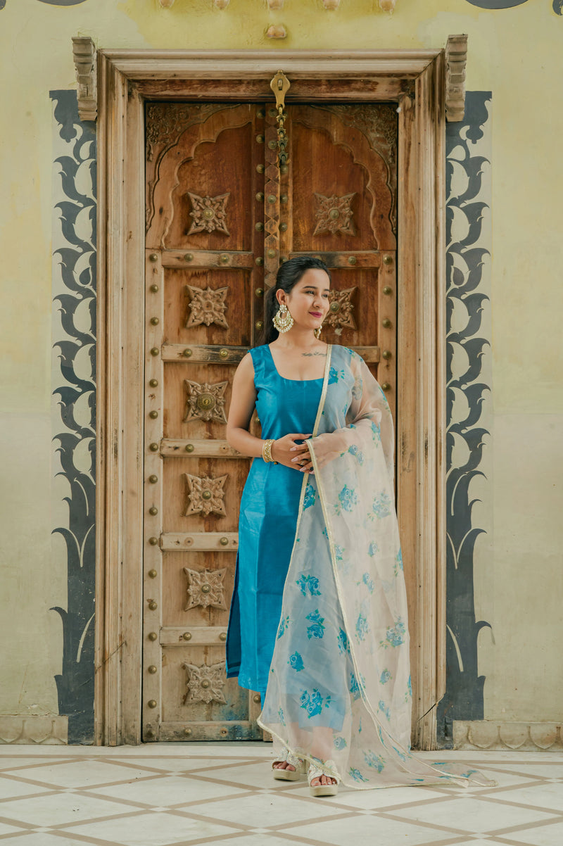 Blue silk kurta set with organza dupatta
