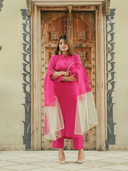 Crepe satin salwar suit in pink color
