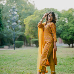 Cotton kurta pant set in yellow color
