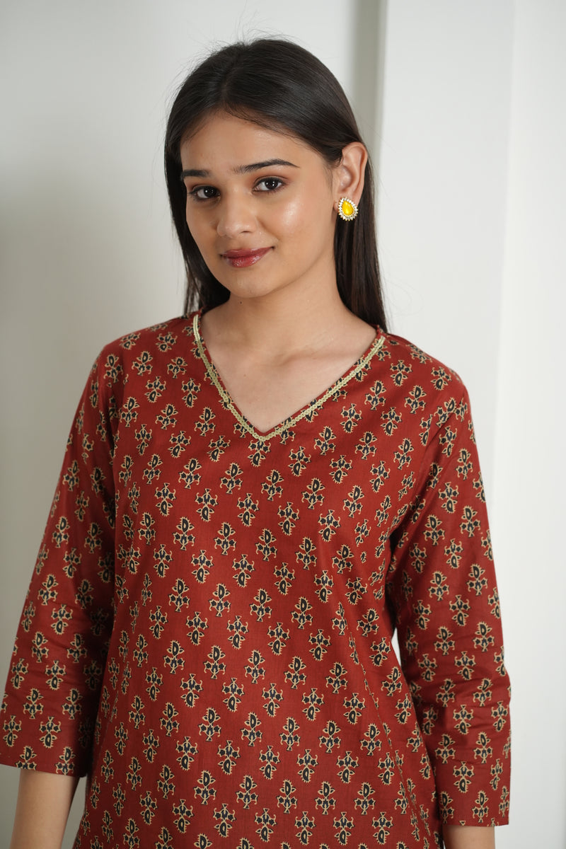 Emerald Green Floral Print Cotton Kurti Top