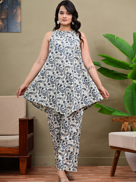 Creamy paisley cord set
